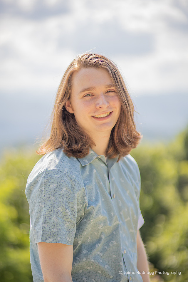 Outdoorsy Senior Photos | NC Portrait Photographer