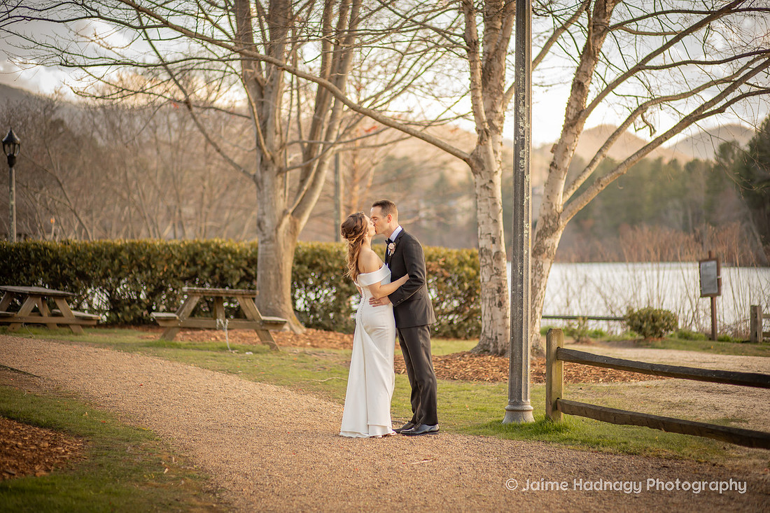Small Asheville Wedding | Asheville Photographer
