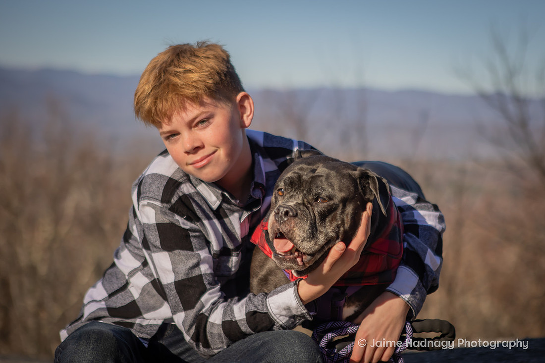 End of Life Dog Photography | Family Photos with Pets