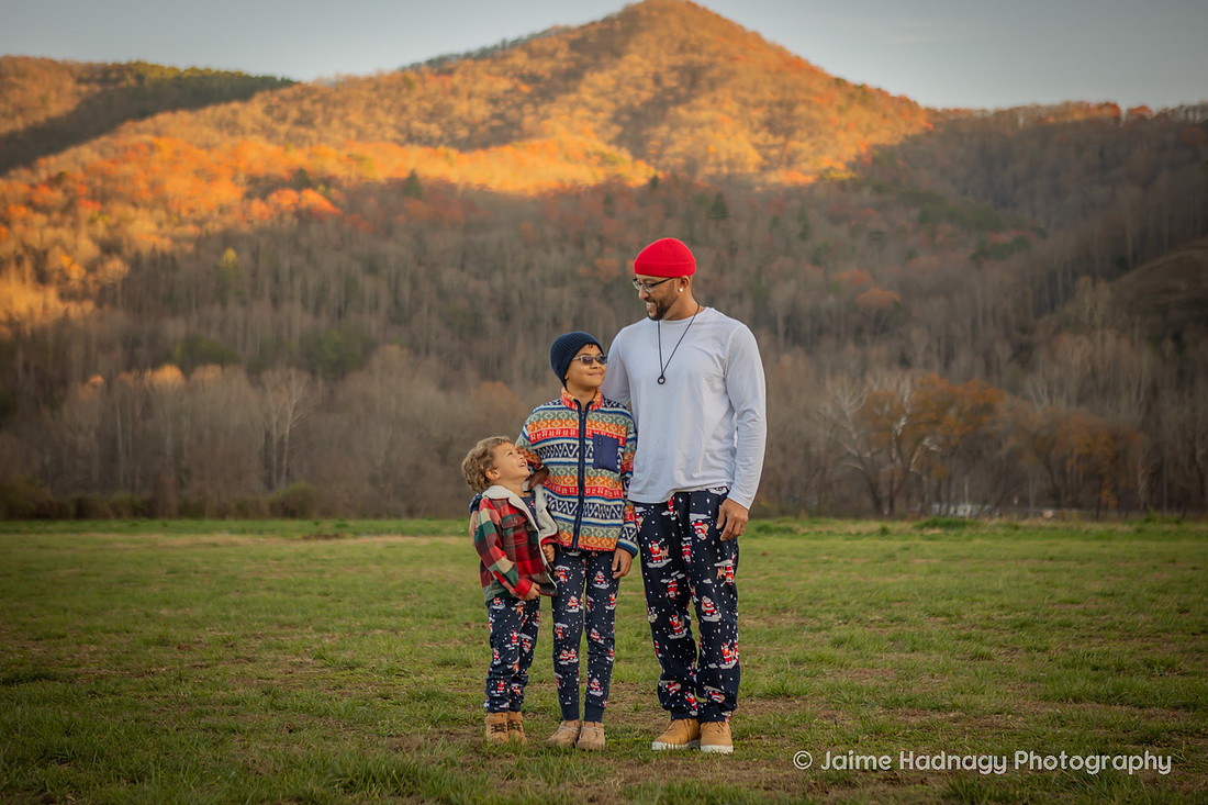 Surprise Proposal During Family Photos