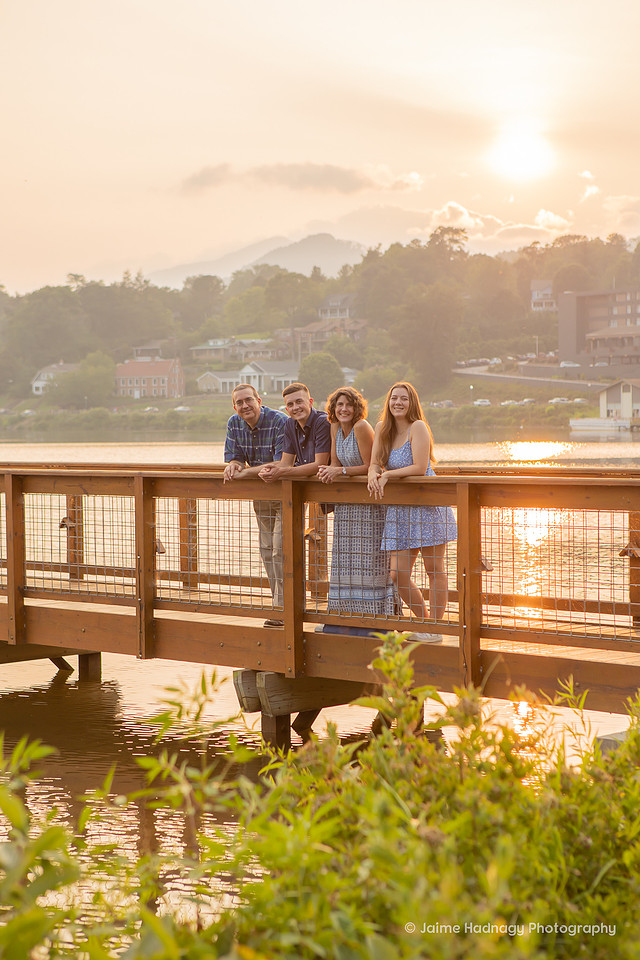 Beautiful Sunset Family Photos at Lake Junaluska