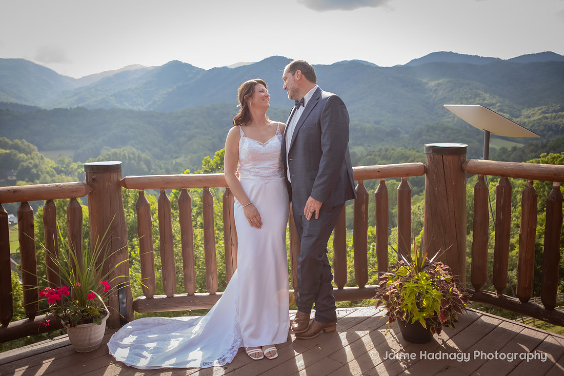 Elopement Photoshoot at Wildberry Lodge in the mountains | Asheville Wedding Photographer