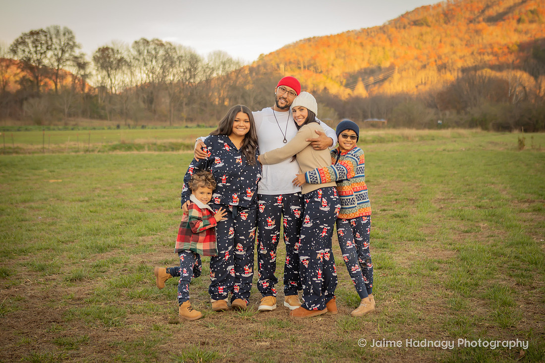 Christmas Family Photos | Asheville Photographer