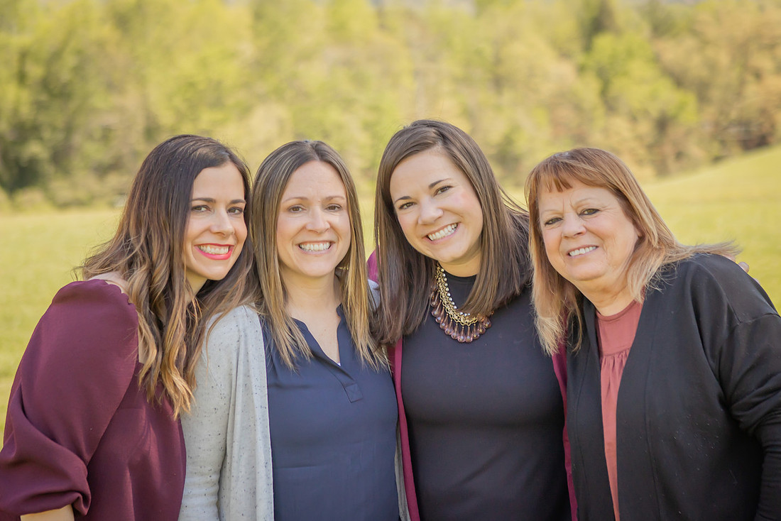 Outdoor Family Photos at Lake Lure NC | Black Mountain Photographer