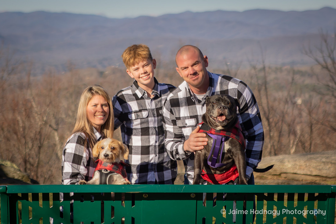End of Life Dog Photography | Family Photos with Pets