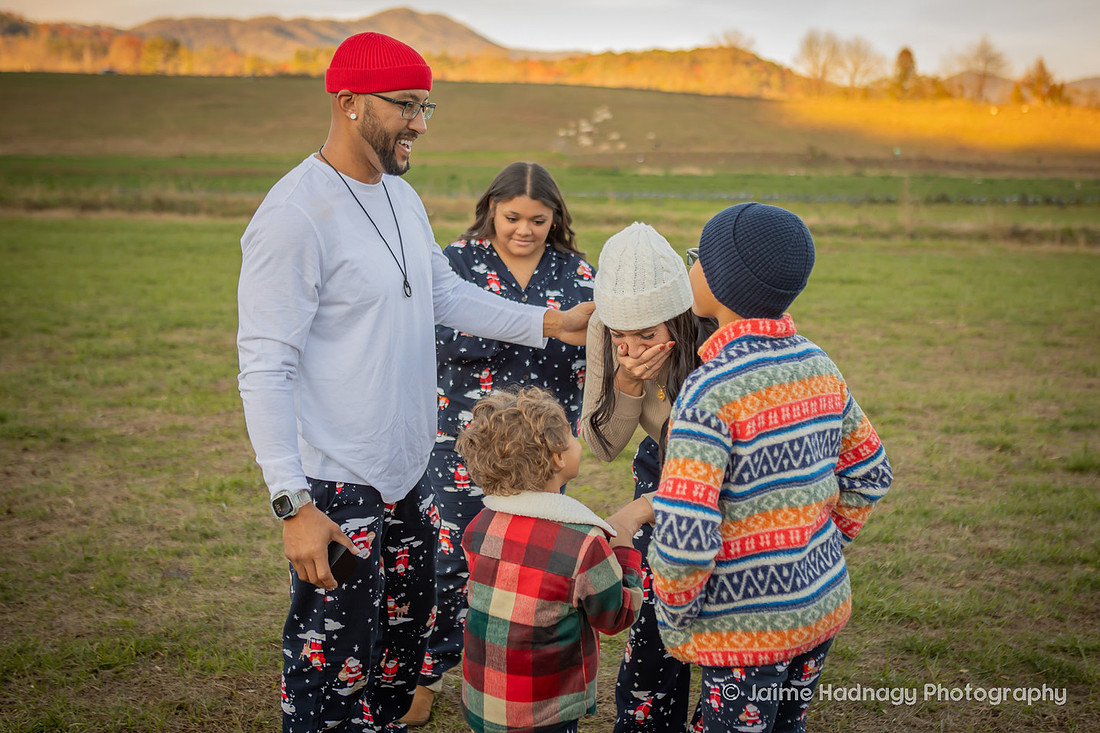 Surprise Proposal During Family Photos