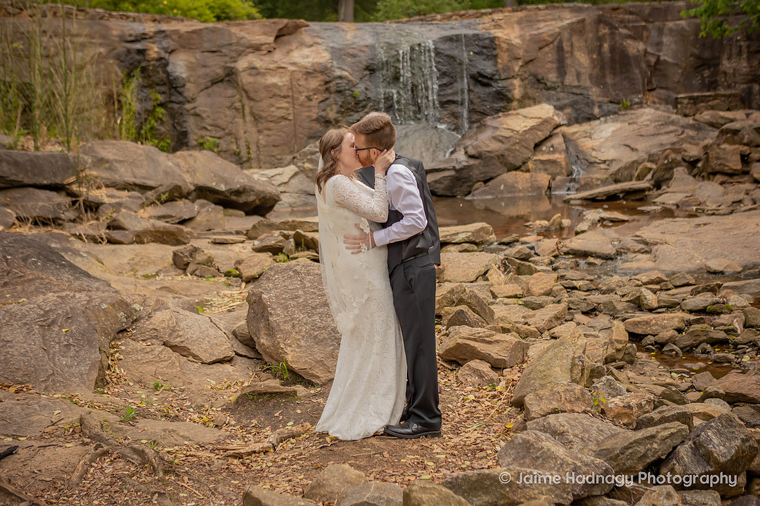 Rock Quarry Garden Elopement: Wedding Photographer