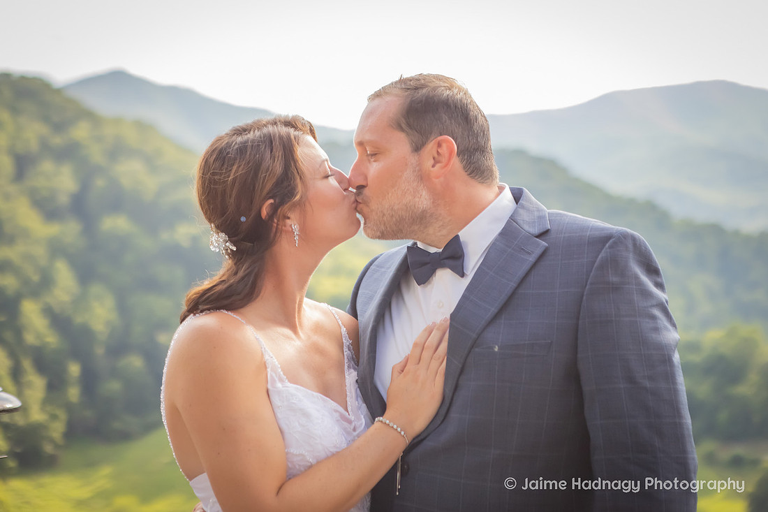 Elopement Photoshoot at Wildberry Lodge in the mountains | Asheville Wedding Photographer