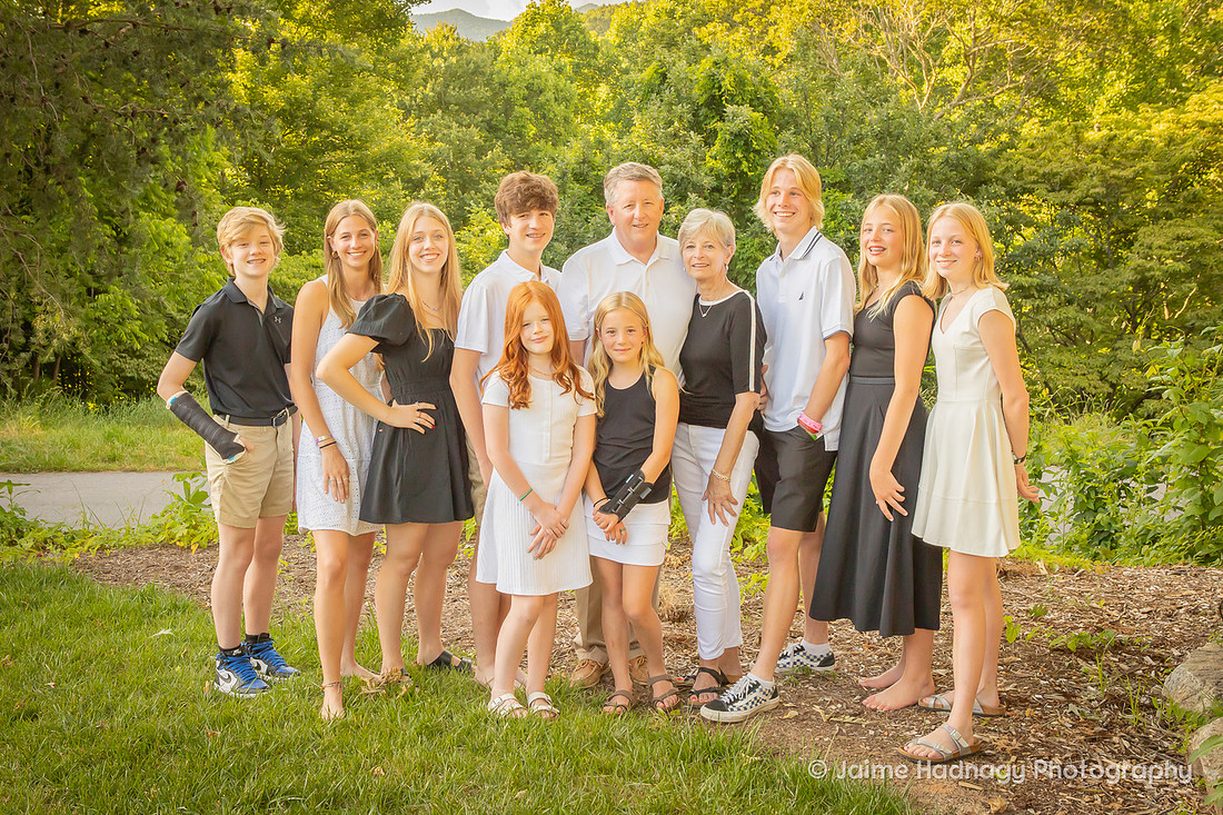 Large Group Family Photos at home Black Mountain | Asheville Photographer