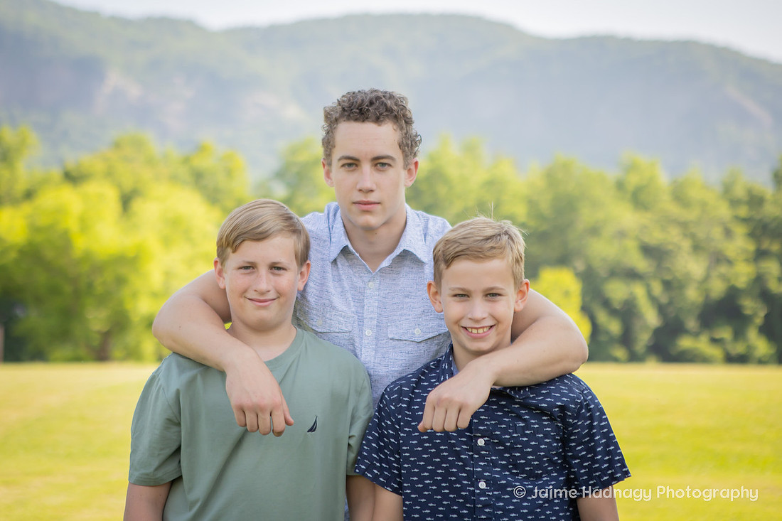 Asheville Family Photographer in Lake Lure Mountain Portraits with kids and extended family