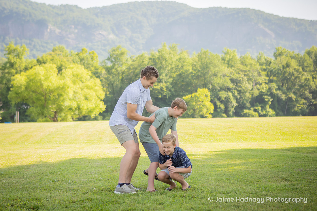 Asheville Family Photographer in Lake Lure Mountain Portraits with kids and extended family