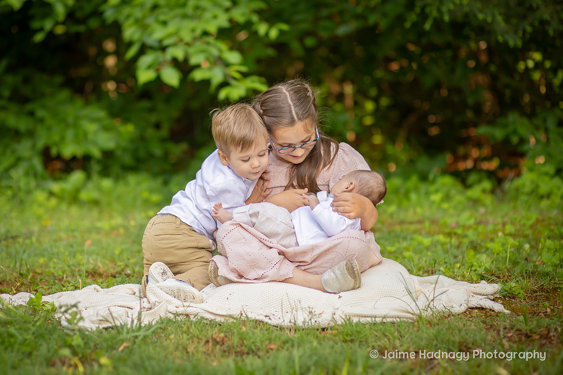 Backyard Family Photos with Kids and Baby | Weaverville Family Photographer