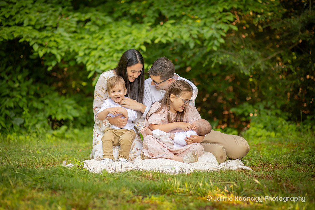 Backyard Family Photos with Kids and Baby | Weaverville Family Photographer