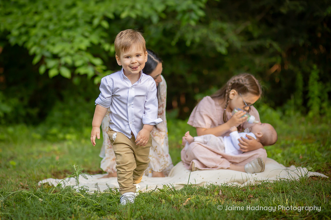 Beautiful Outdoor Family Photoshoot Newborn and Siblings | Asheville Photographer
