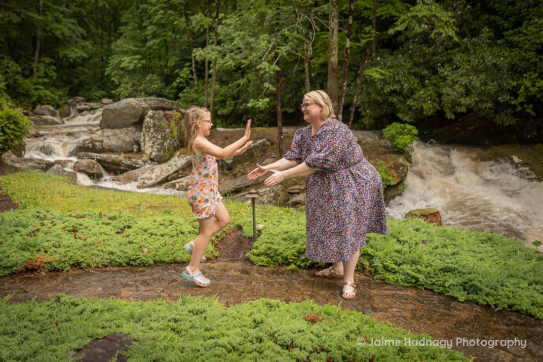 Hendersonville Family Photographer Extended outdoor Family Photos