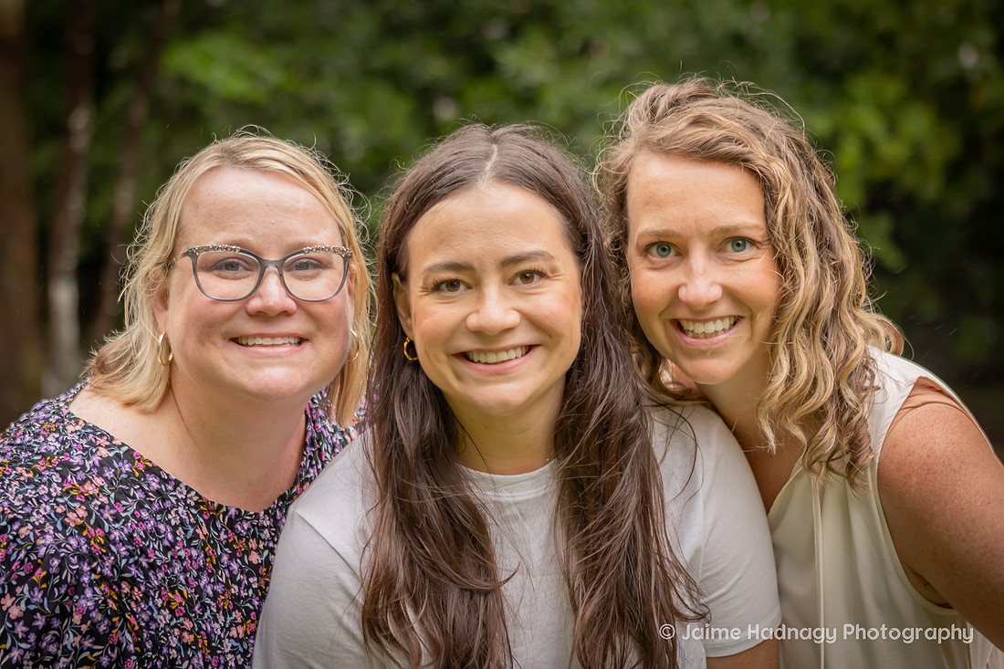 Relaxed Casual Extended Family Photography | Hendersonville NC Photographer