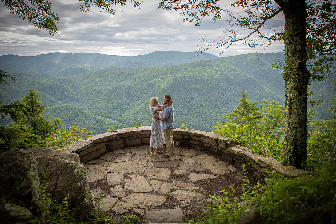 North Carolina Mountain Engagement | Blue Ridge Parkway Engagement Photographer 