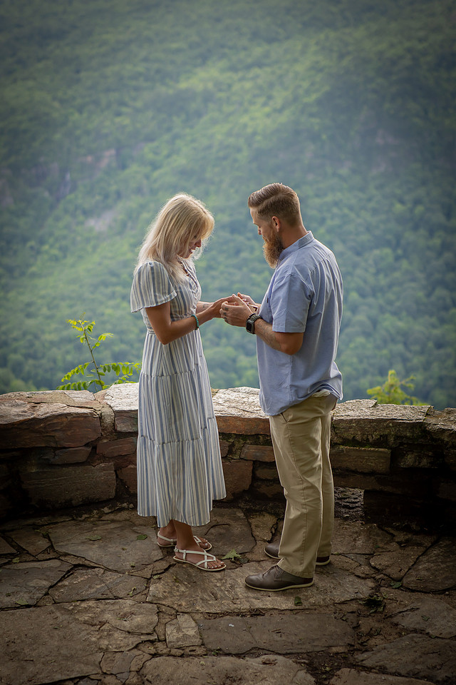 North Carolina Mountain Engagement | Blue Ridge Parkway Engagement Photographer 