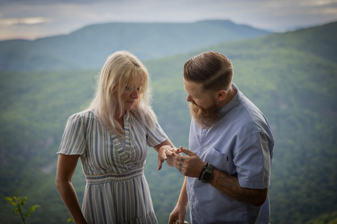 North Carolina Mountain Engagement | Blue Ridge Parkway Engagement Photographer 