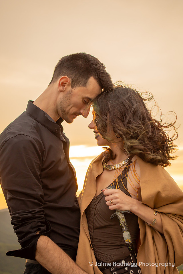 Engagement Photos with Knife | Asheville Photographer