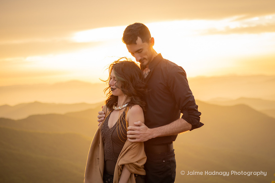 Engagement Photos with Knife | Asheville Photographer