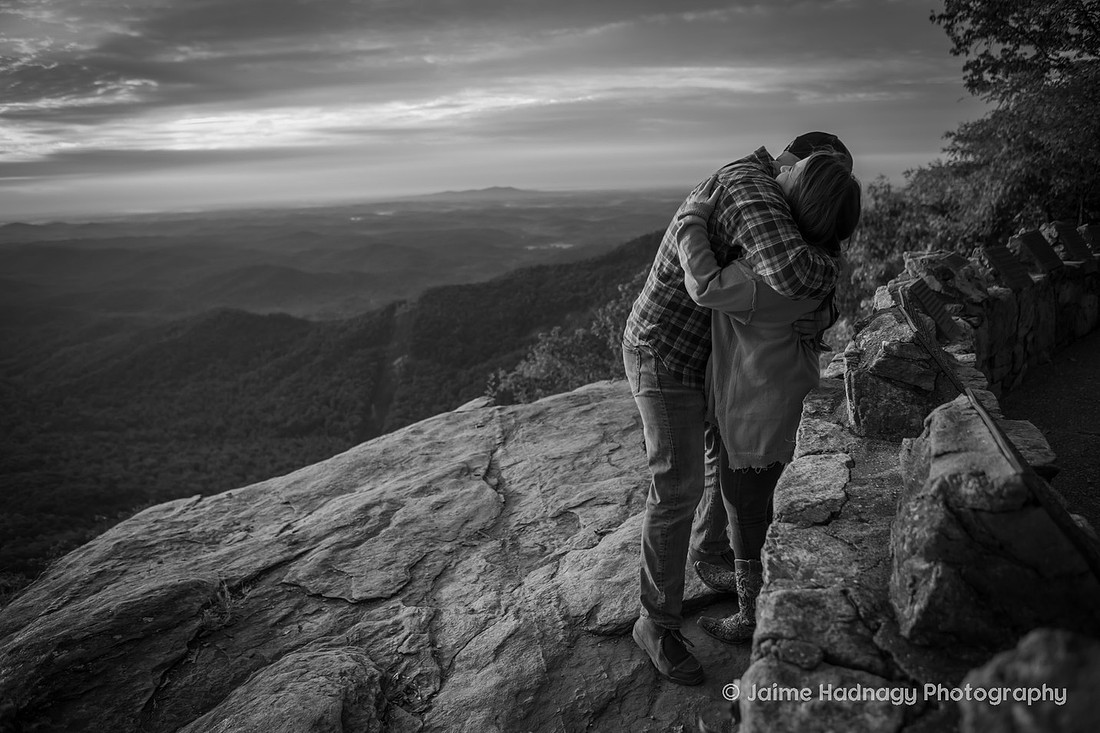 Sunrise Propossal in the Mountains | Pretty Place Engagement Photographer