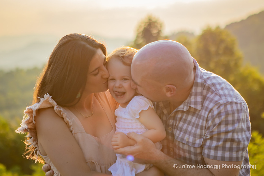 Extended Family Photoshoot | Black Mountain NC Family Photographer