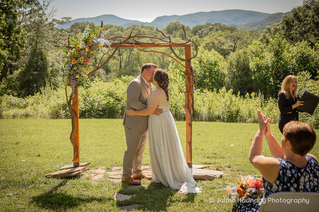Wedding in the Mountains | Asheville Photographer