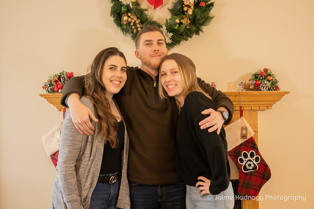 At Home Holiday Family Photos | Asheville Photographer