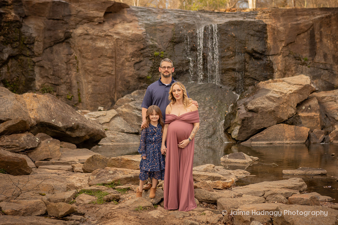 Outdoor Maternity Fmaily Photos with Sibling | Asheville Photographer