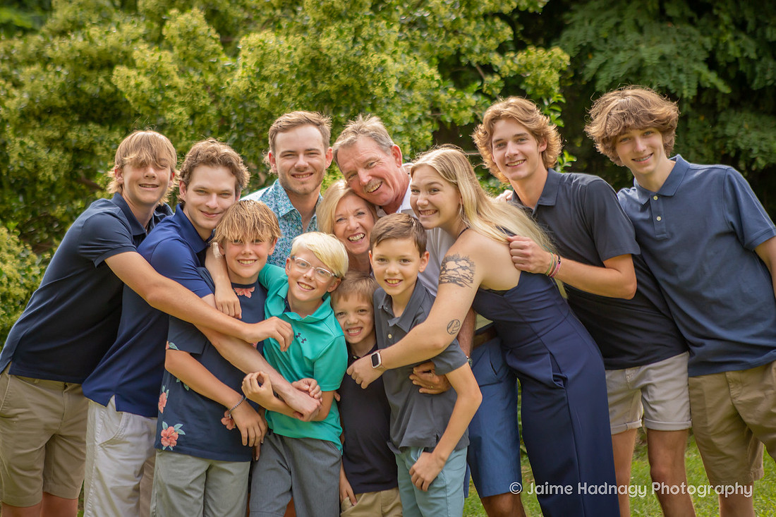Outdoor Extended Family Photos | Asheville Photographer