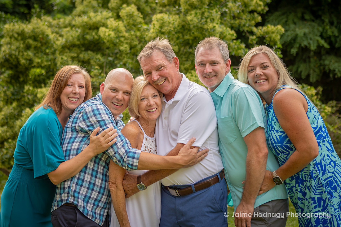 Outdoor Extended Family Photos | Asheville Photographer