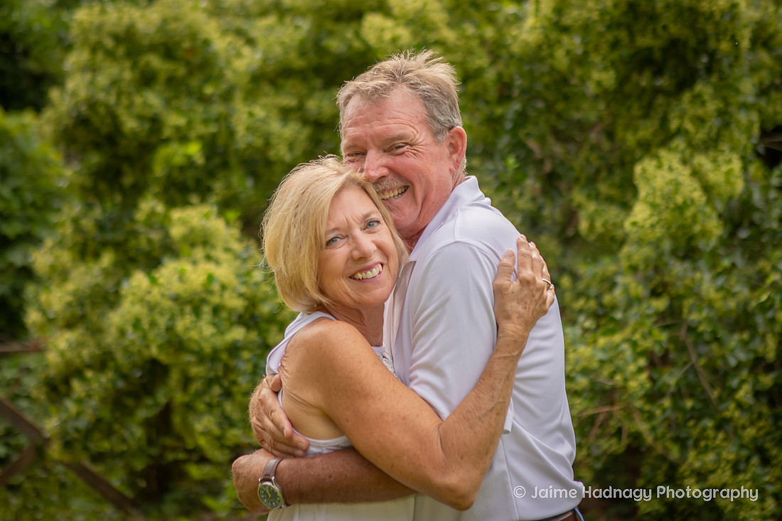 Outdoor Extended Family Photos | Asheville Photographer