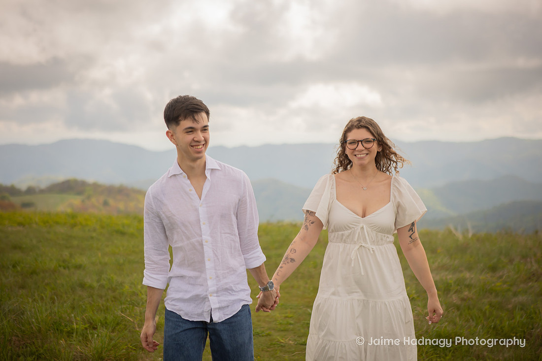 Mountain Engagement Photo Session | Western NC Photogrpaher