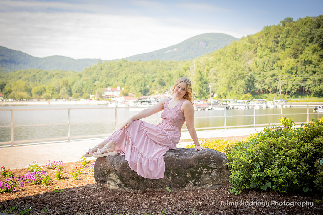 Fun Family Photoshoot in Lake Lure NC