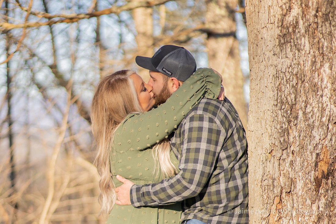 Asheville Engagement Pictures | Romantic COuple