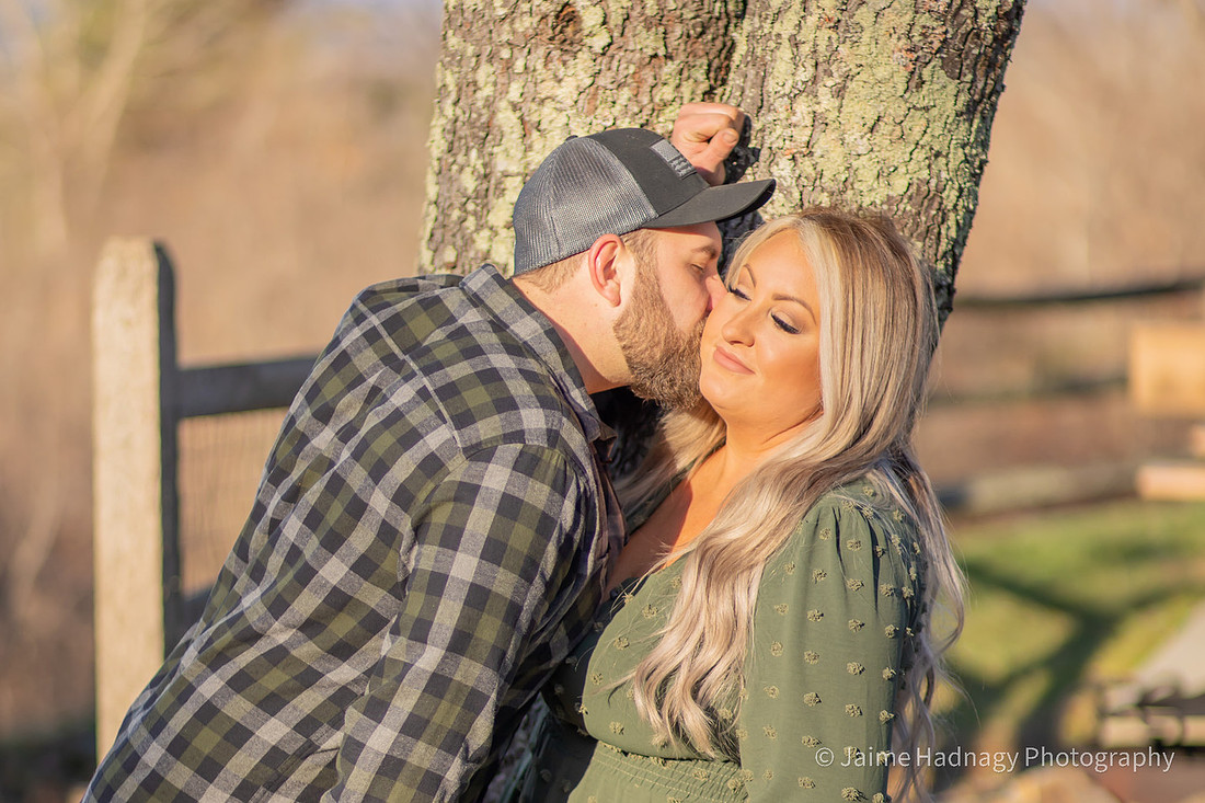 Beautiful Engagement Photos in the Mountains | Asheville Photographer