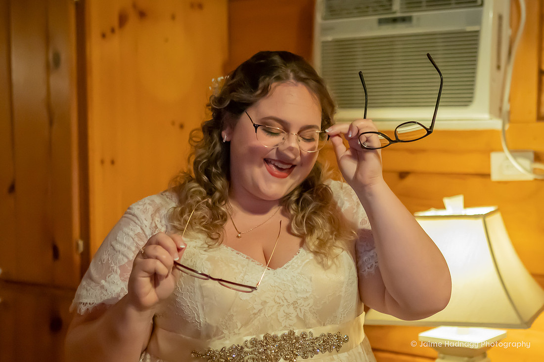 Getting ready wedding photos | Asheville Photographer