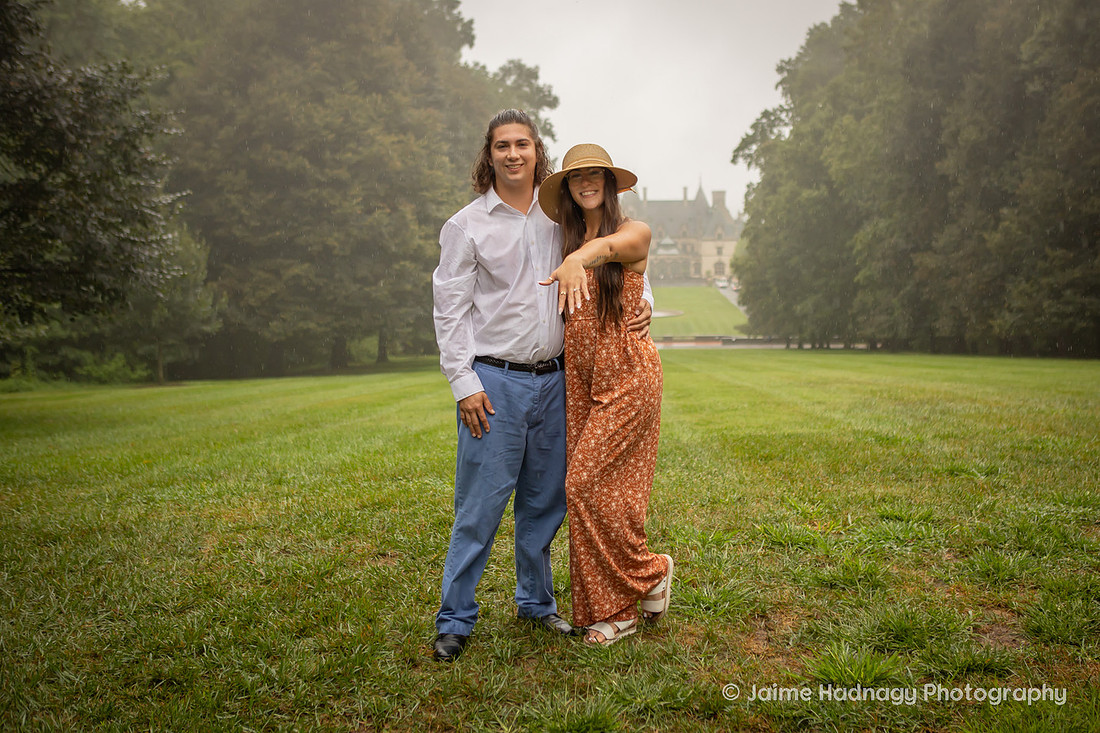 Proposing in the rain at the Biltmore Estate | Asheville Engagement Photographer