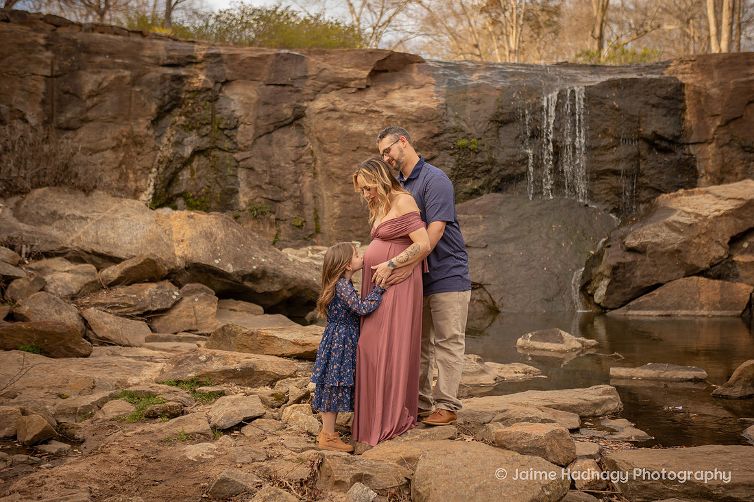 Outdoor Maternity Fmaily Photos with Sibling | Asheville Photographer