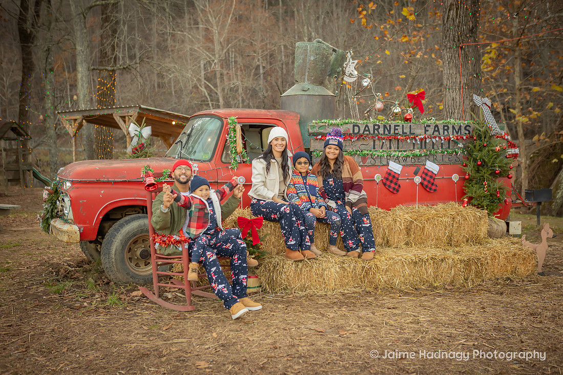Christmas Family Photos | Asheville Photographer