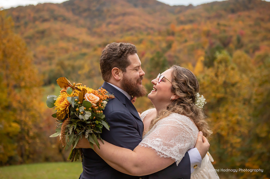 Wedding Photographer in Asheville Mountains | Beautiful Fall Leaves
