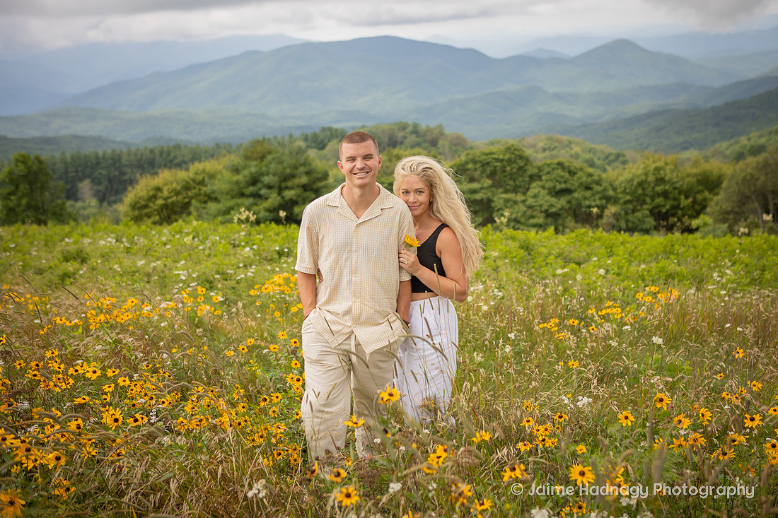 Stunning Mountain Proposal Photography | Asheville Engagement Photogrpaher