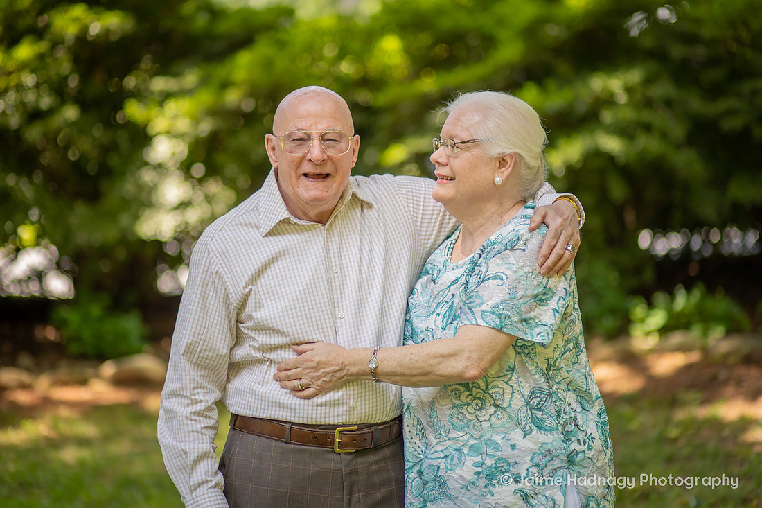 Extended Outdoor Family Photos at Home | Asheville Photographer
