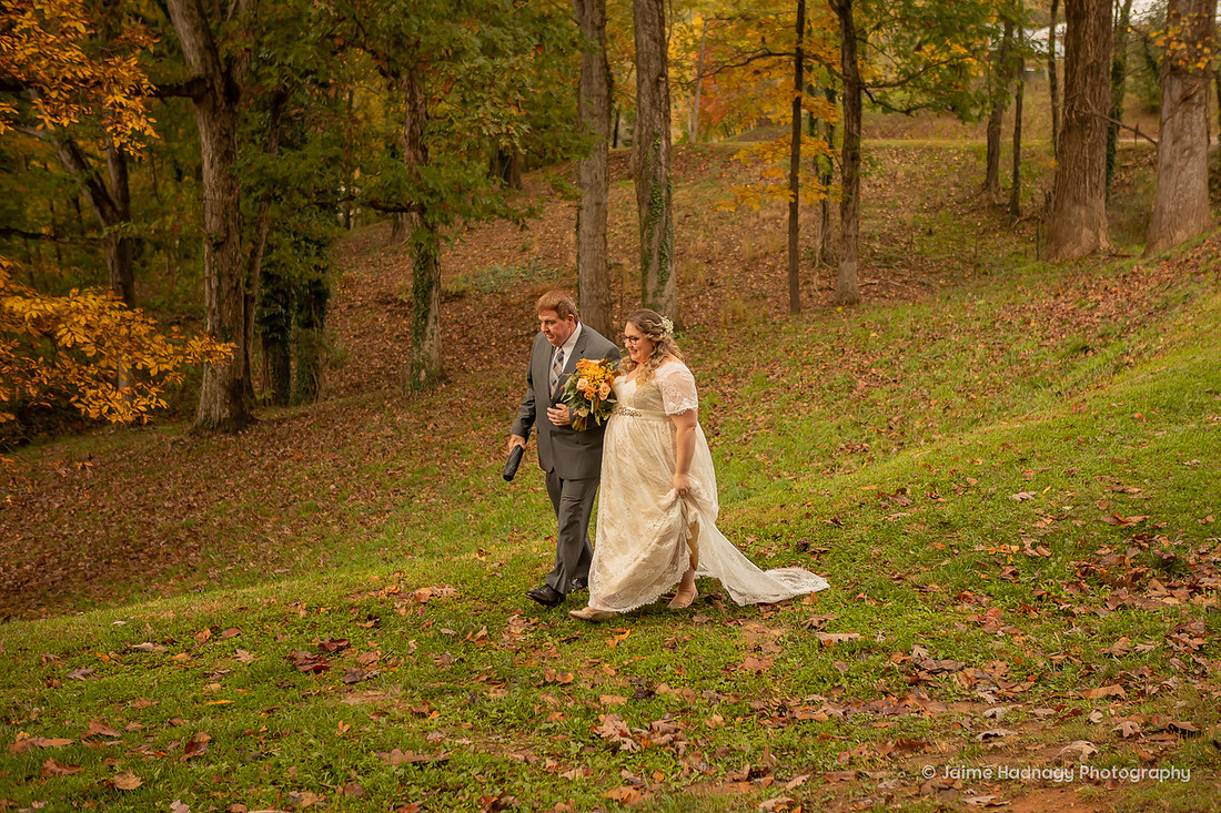 Beautiful Fall Wedding at Engadine Inn Candler NC | Asheville Photographer | Leaf Season