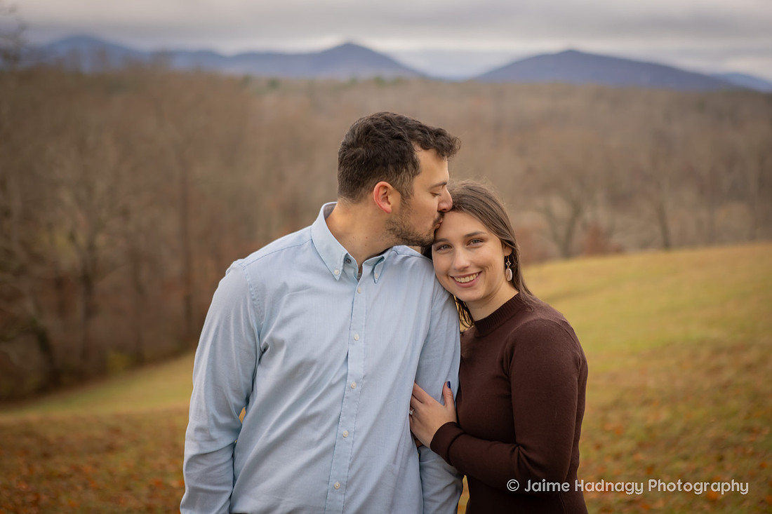 Beautiful Fall Engagement Photos at Biltmore Estate | Asheville Photographer
