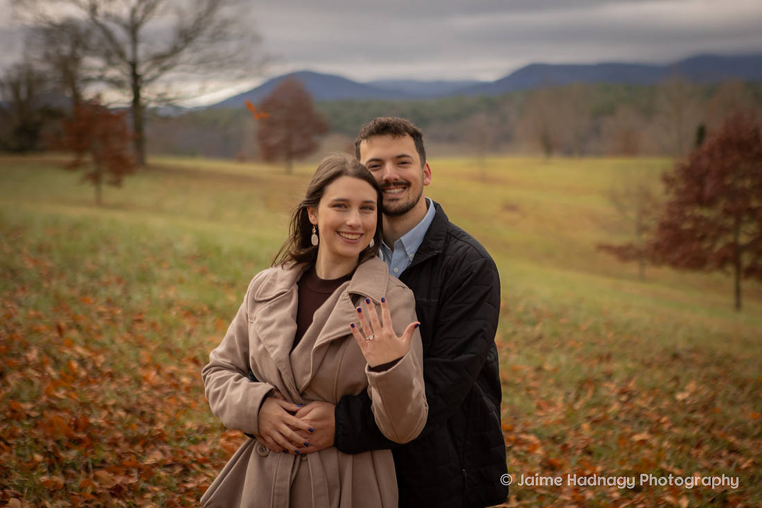 Beautiful Fall Engagement Photos at Biltmore Estate | Asheville Photographer