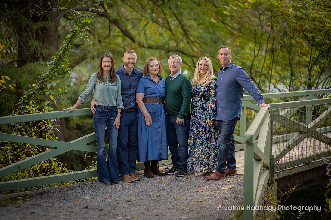 Extended Family Photos at Botanical Gardens in Asheville