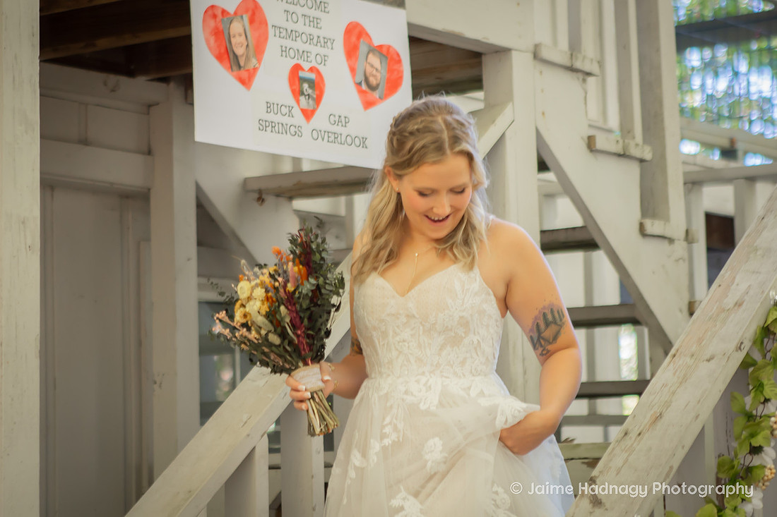 Micro Wedding in WNC mountain Cabin | Asheiville Elopement Photographer