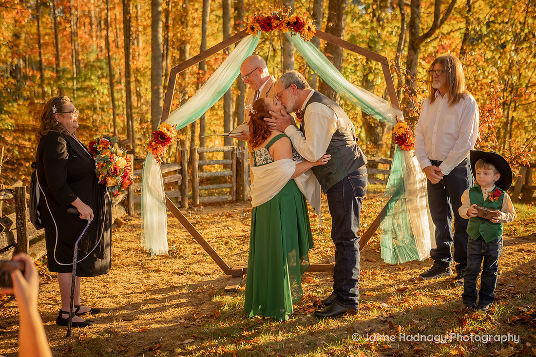 Asheville Wedding Photographer Fall Wedding in the Mountains